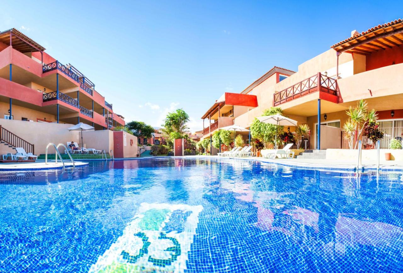 Aparthotel El Cerrito Los Cancajos Bagian luar foto